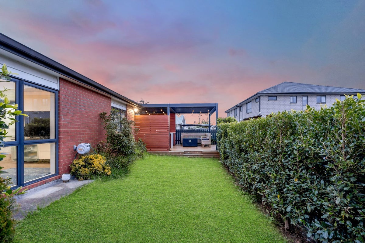 49C Cambridge Terrace, Papatoetoe, Auckland - Carousel 2