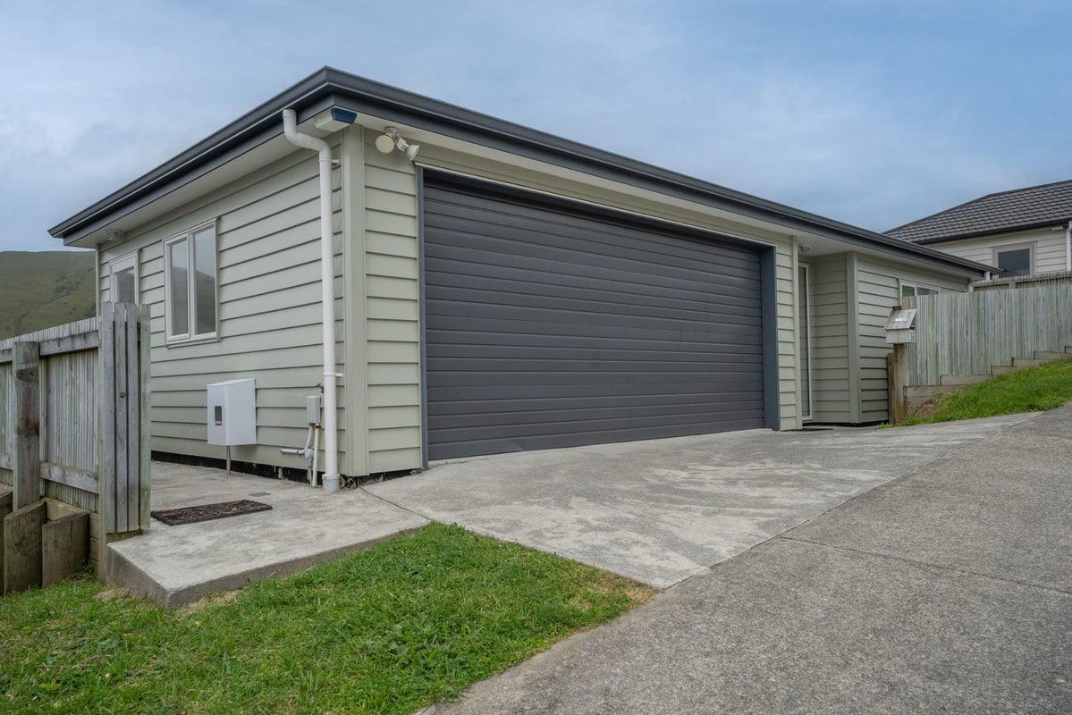 38 Mauldeth Terrace, Churton Park, Wellington - Carousel 2