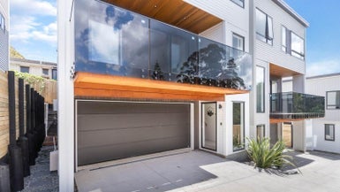 74C Bentley Ave, Glenfield, Auckland - Carousel 1