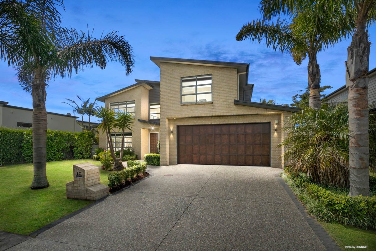 27 Pine Harbour Parade, Beachlands, Auckland - Carousel 2