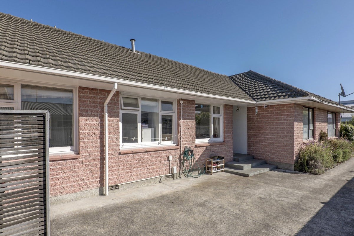 2/69 Brockworth Place, Riccarton, Christchurch - Carousel 1