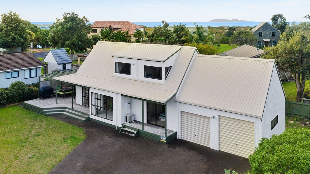 419 Seaforth Road, Bowentown, Waihi Beach - Carousel 26
