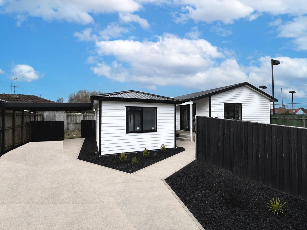 22 Elizabeth Avenue, Papatoetoe, Manukau City, Auckland - Carousel 1