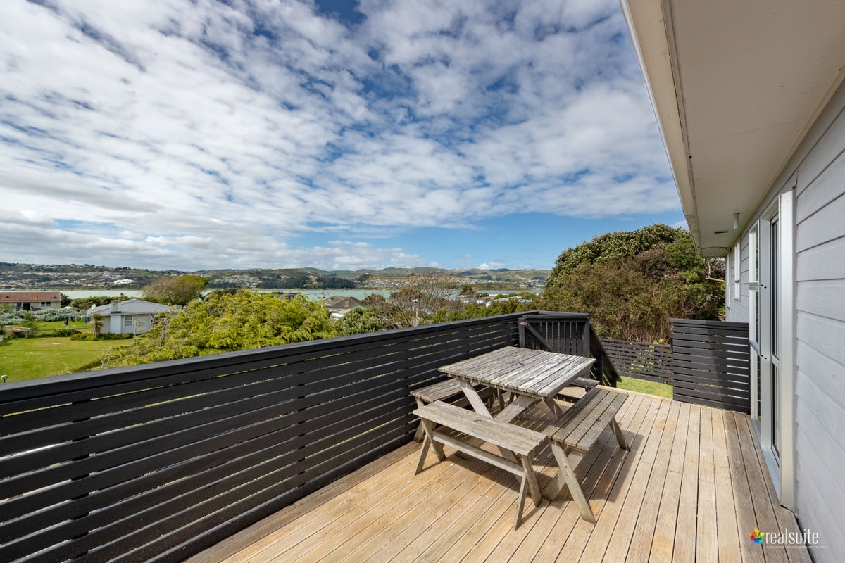 114 Te Pene Avenue, Titahi Bay, Porirua - Carousel 2