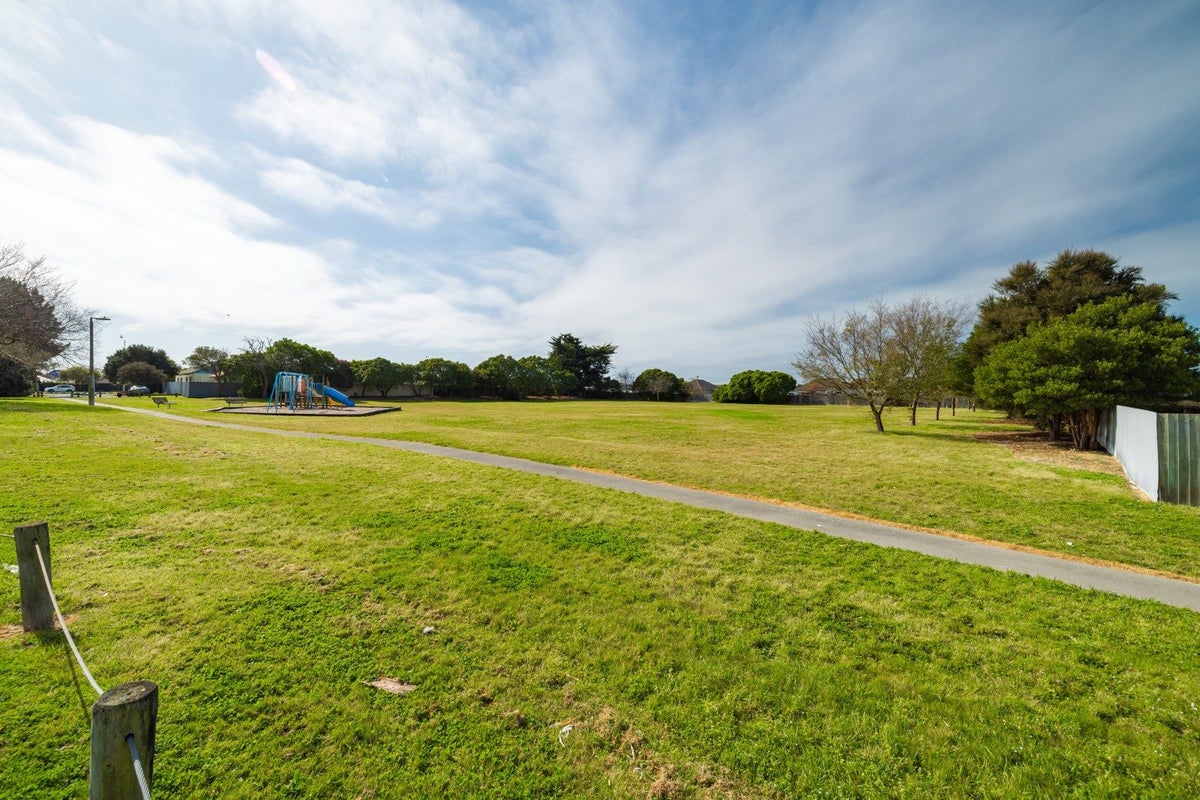 4 Casa Blanca Lane, Burwood, Christchurch - Carousel 16