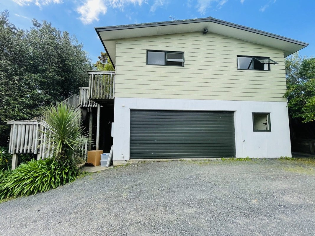 39 Shelly Bay Road, Beachlands, Auckland - Carousel 2