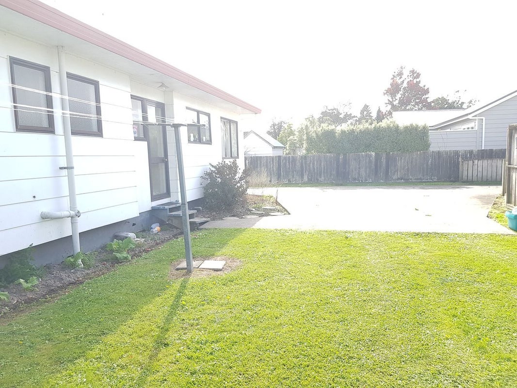 120A Nixon Street, Hamilton East, Hamilton - Carousel 10