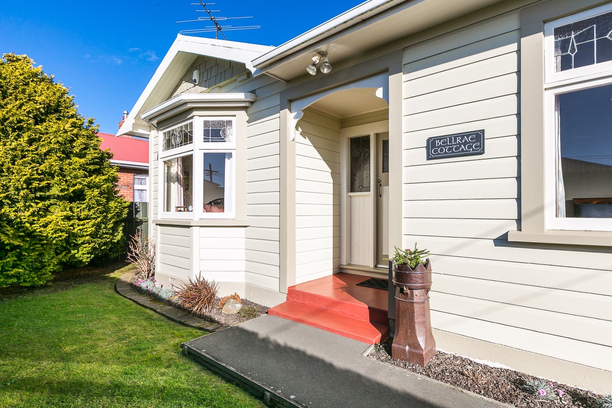 12 Moreau Street, Saint Kilda, Dunedin - Carousel 1