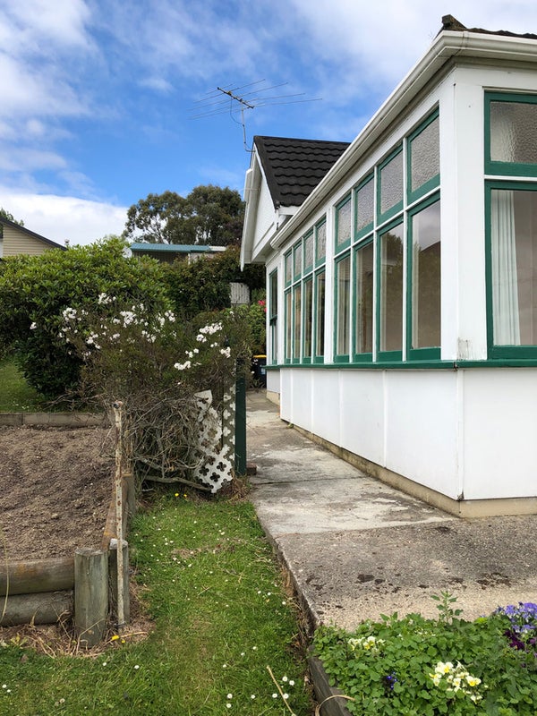 35 Scotland Terrace, Green Island, Dunedin - Carousel 22