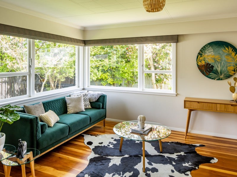 9A Heather Grove, Fairfield, Lower Hutt - Carousel 1