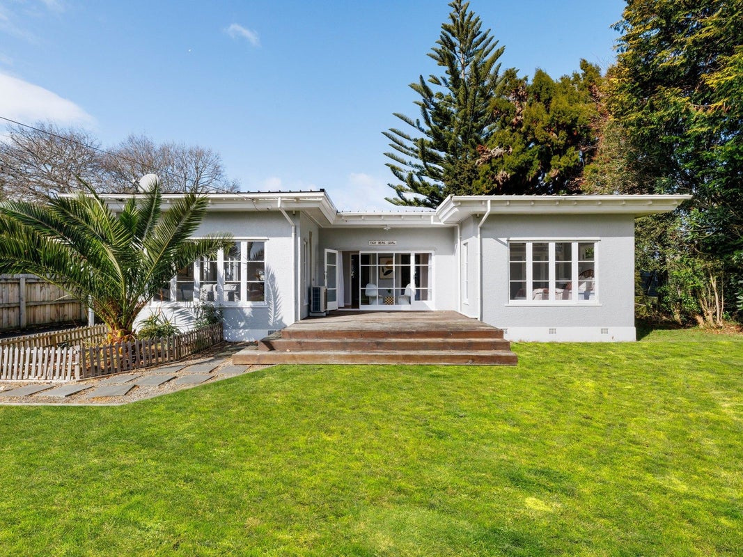 9A Murray Street, Maeroa, Hamilton - Carousel 1