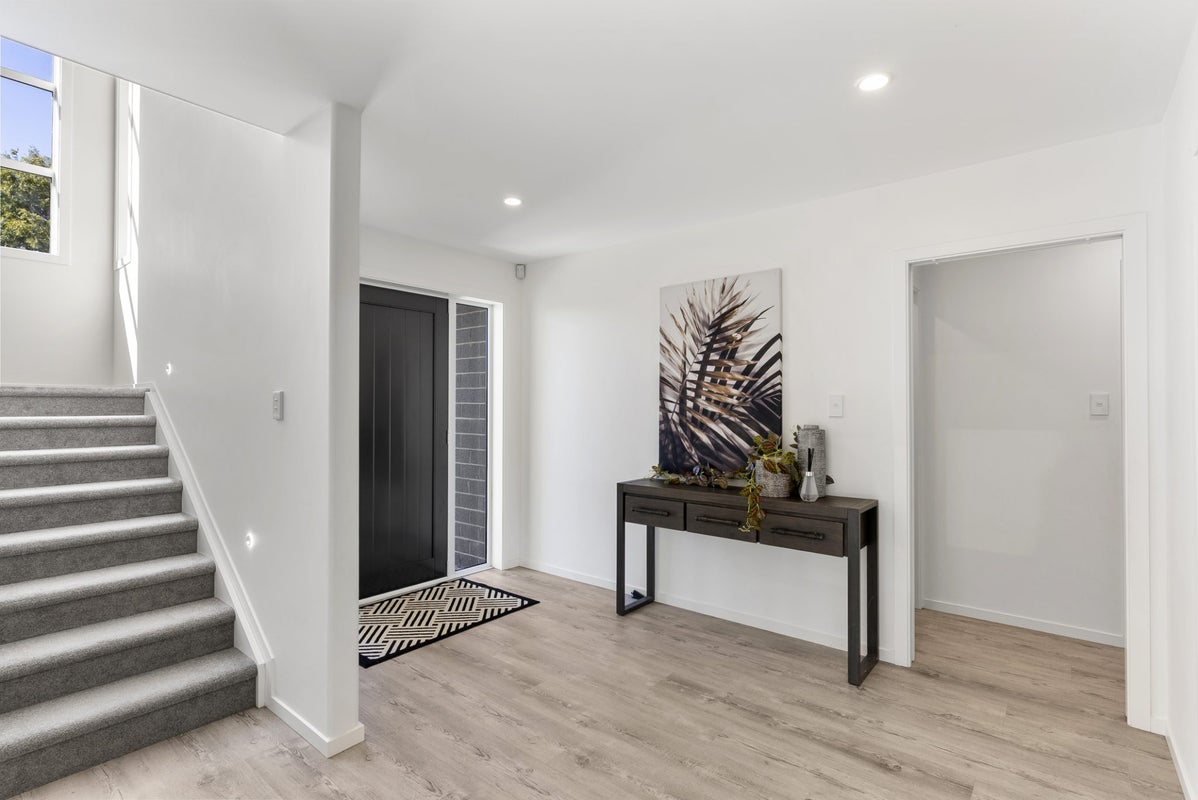 52A Sycamore Drive, Sunnynook, Auckland - Carousel 2