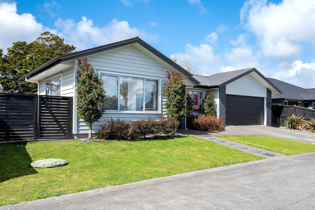 8 Pititi Lane, Kumeu - Carousel 2