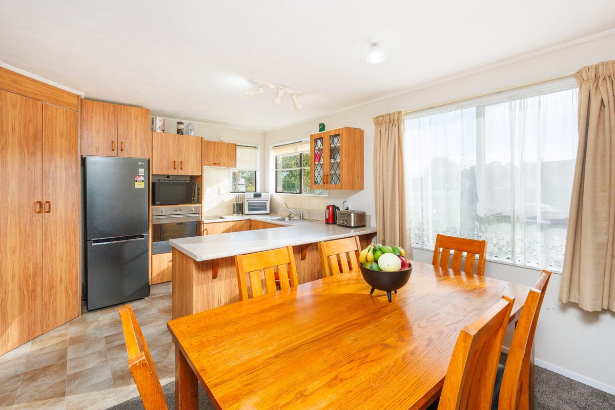 14 Jupiter Street, Milson, Palmerston North - Carousel 2
