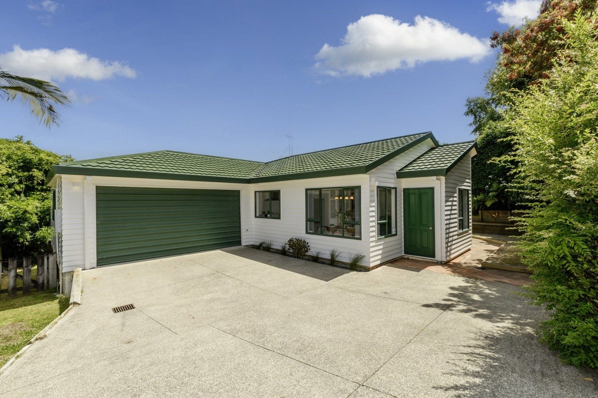 21C Bell Street, Judea, Tauranga - Carousel 1