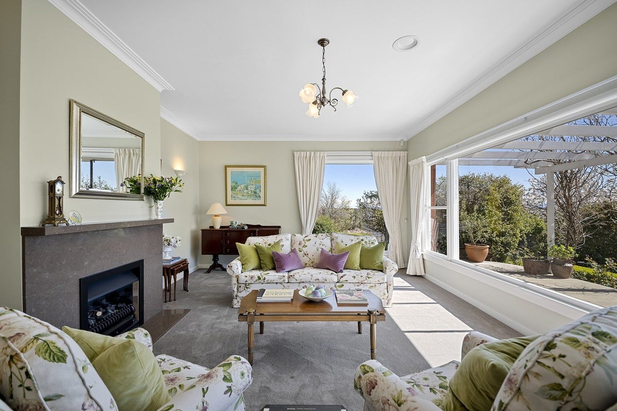 7 Upper Crichton Terrace, Cashmere, Christchurch - Carousel 2