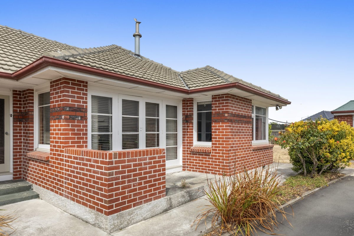30 Cuffs Road, Wainoni, Christchurch - Carousel 2