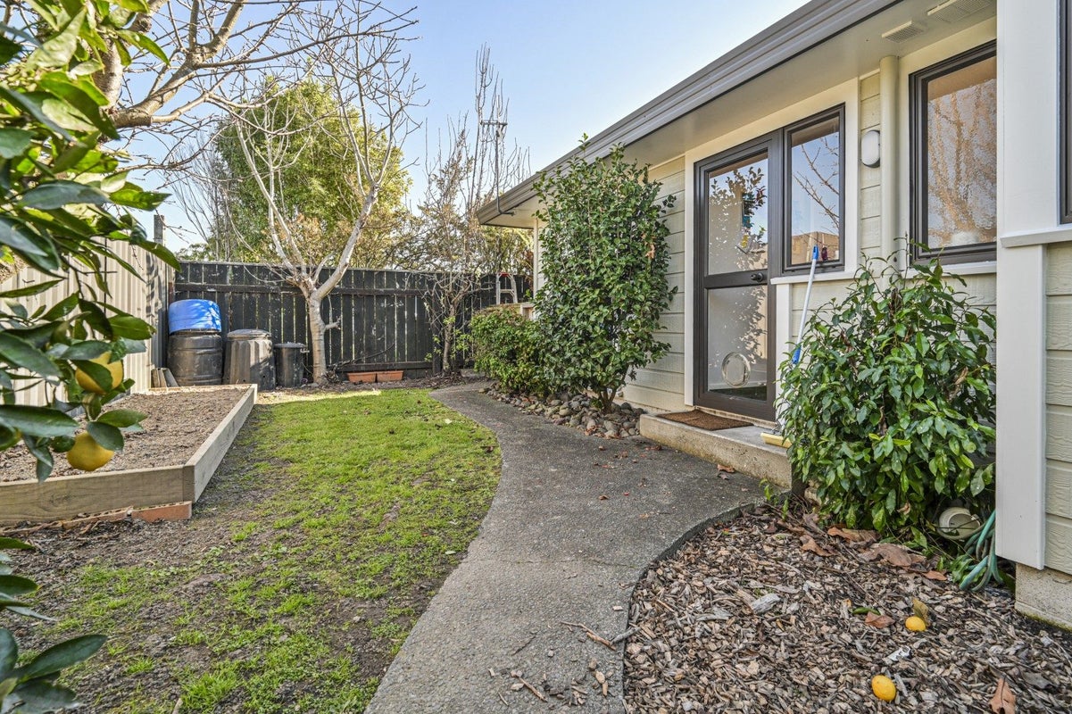 4 Symons Street, Parkvale, Hastings - Carousel 32