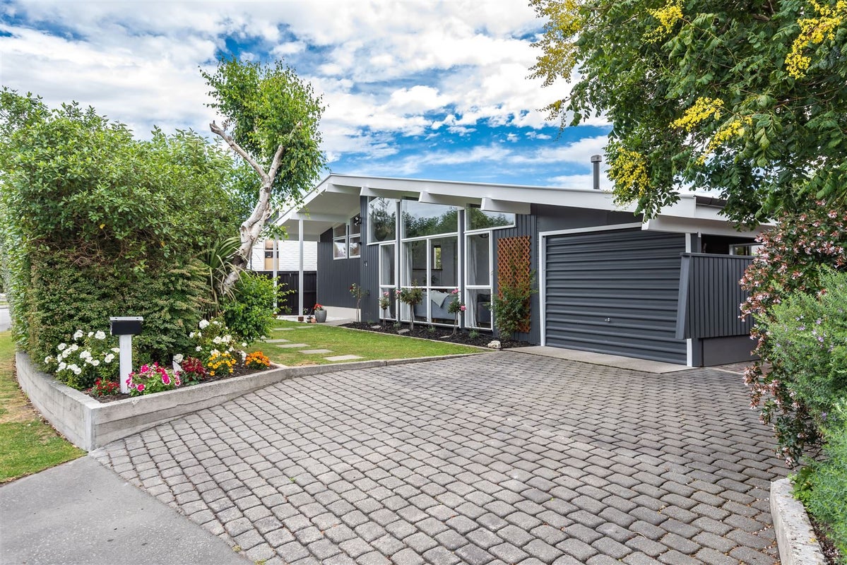 16 Bucknell Street, Sockburn, Christchurch - Carousel 21