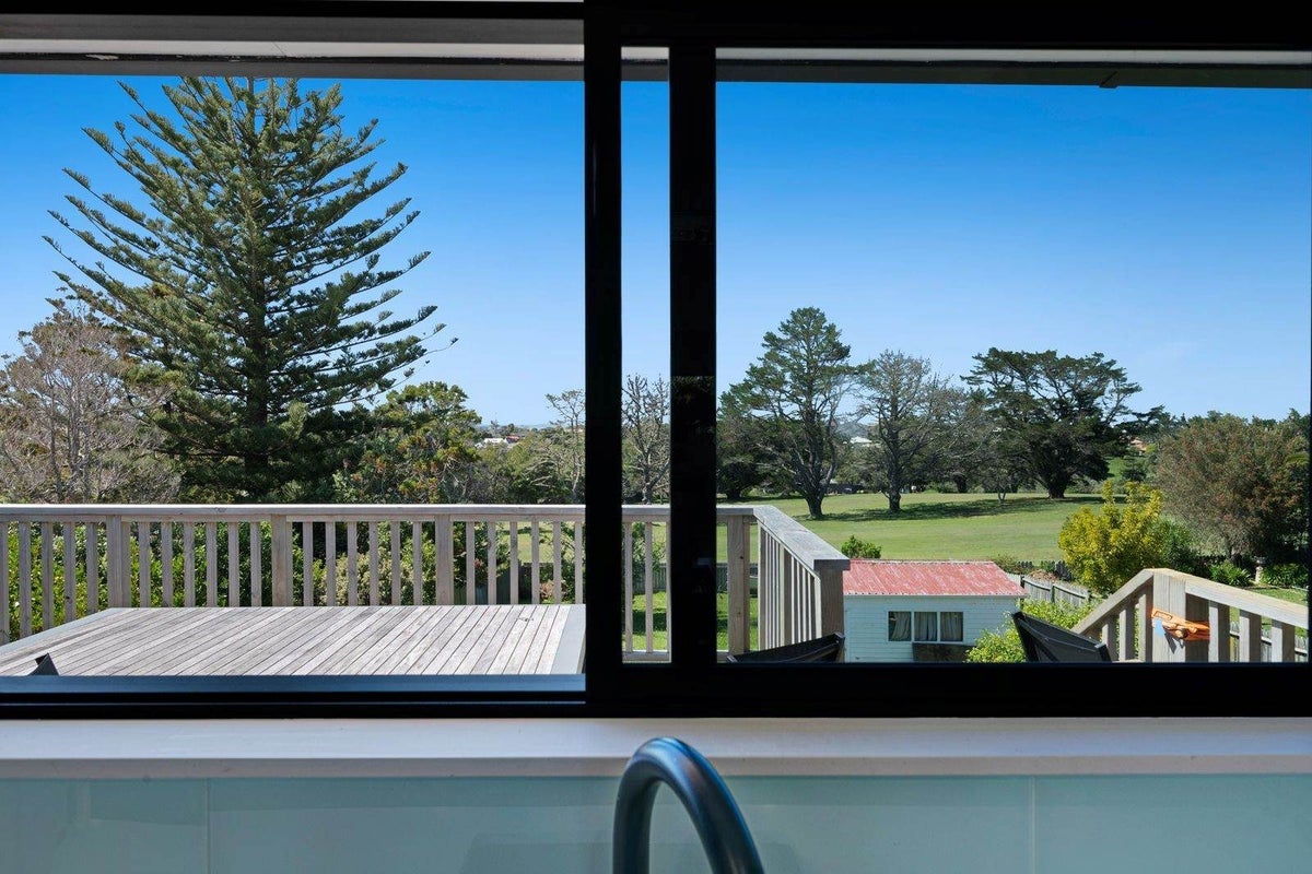 1363 Whangaparaoa Road, Army Bay, Whangaparaoa - Carousel 1