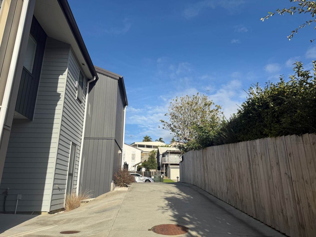 6A Oaktree Avenue, Browns Bay, Auckland - Carousel 15