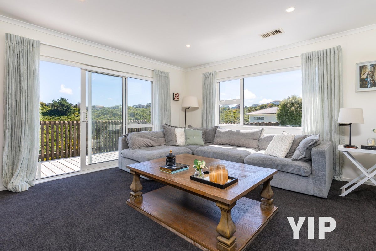 37 Trelawny Terrace, Grenada Village, Wellington - Carousel 2