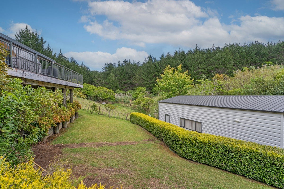 123 The Grove, Onemana, Whangamata - Carousel 17