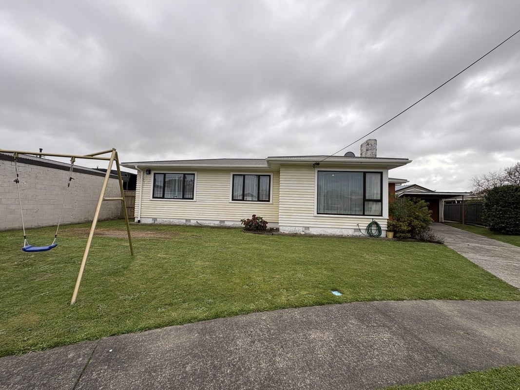 9 Hurley Place, Awapuni, Palmerston North - Carousel 2