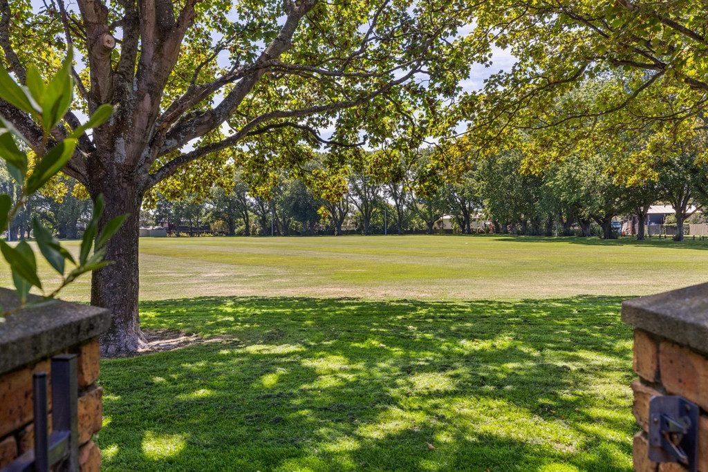 13C Devon Street, Sydenham, Christchurch - Carousel 1