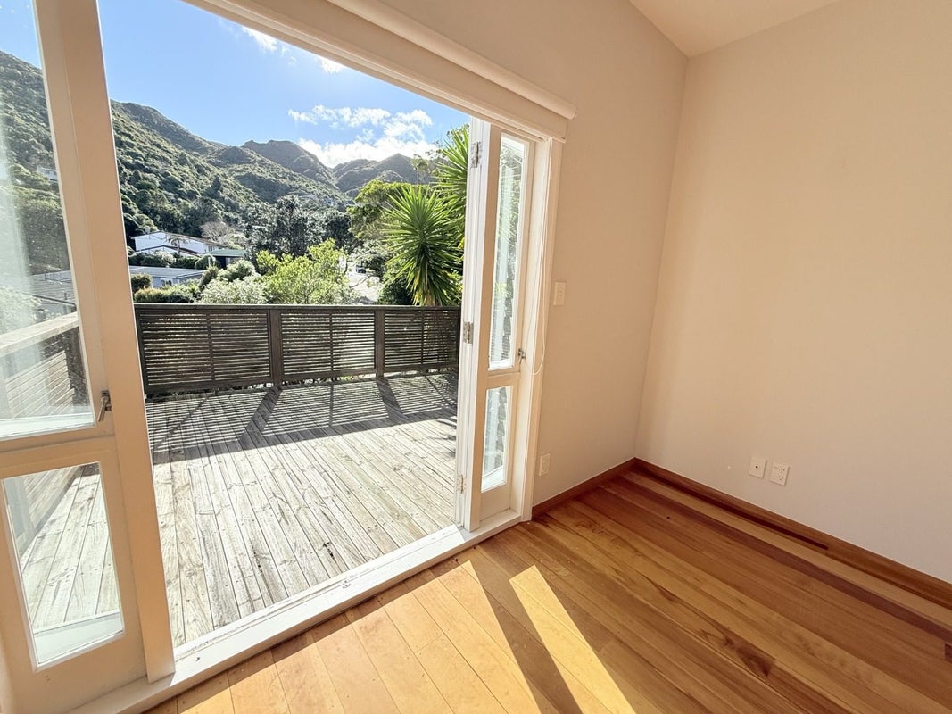 12 Fox Street, Ngaio, Wellington - Carousel 2