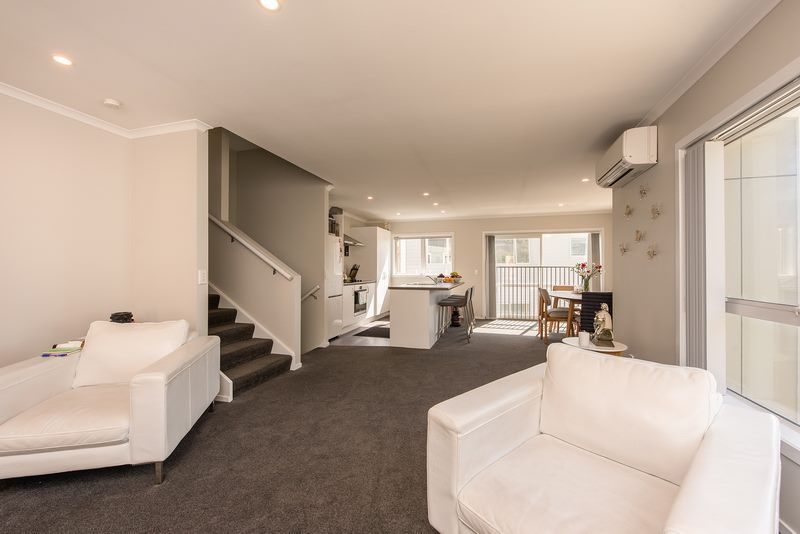 22 Rarangi Way, Owhiro Bay, Wellington - Carousel 1
