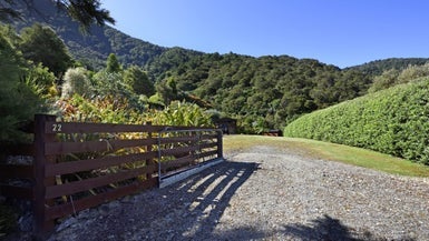 22 Worlds End Road, TENNYSON INLET - Carousel 1