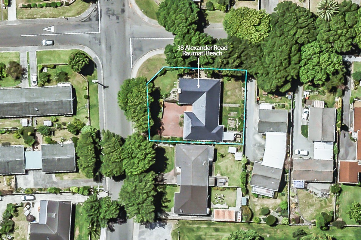 38 Alexander Road, Raumati Beach, Paraparaumu - Carousel 26