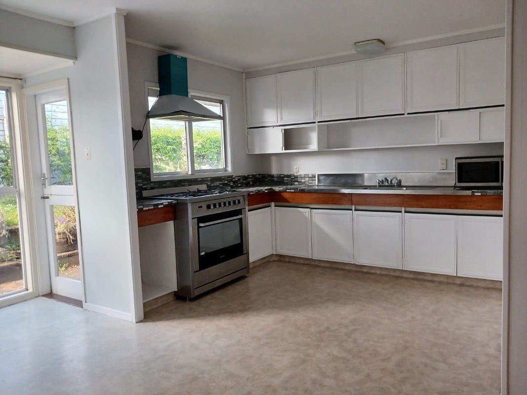 116 St Andrews Road, Epsom, Auckland - Carousel 2