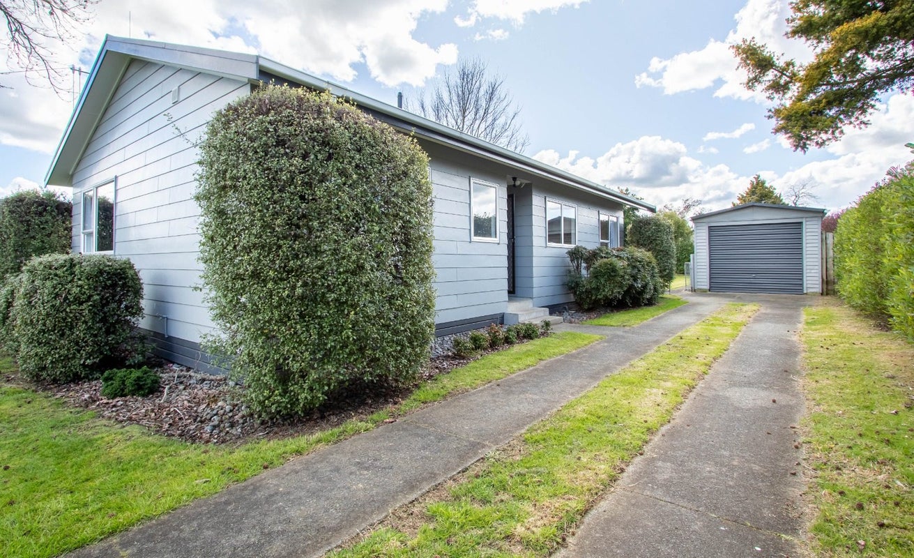 3 Creswell Place, Leamington, Cambridge - Carousel 2