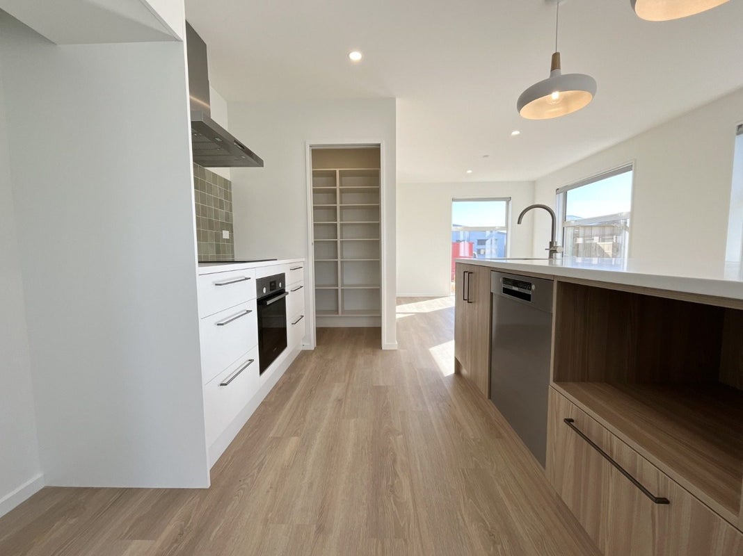 10 Rita Angus Road, Belfast, Christchurch - Carousel 2