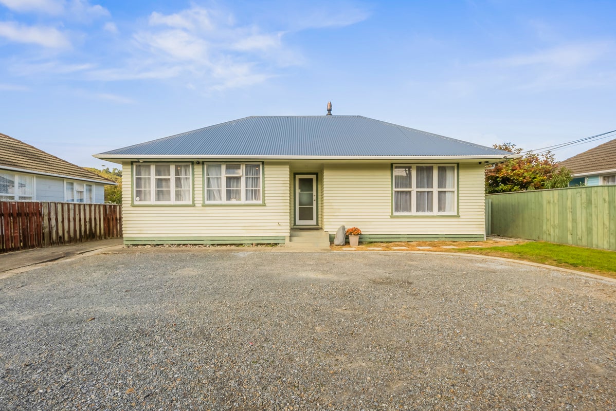 1228 Taita Drive, Taita, Lower Hutt - Carousel 1