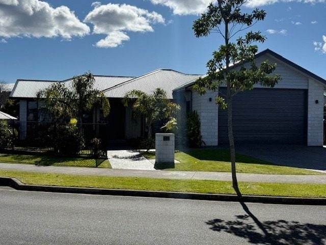 12 Goodwin Crescent, Pyes Pa, Tauranga - Carousel 2
