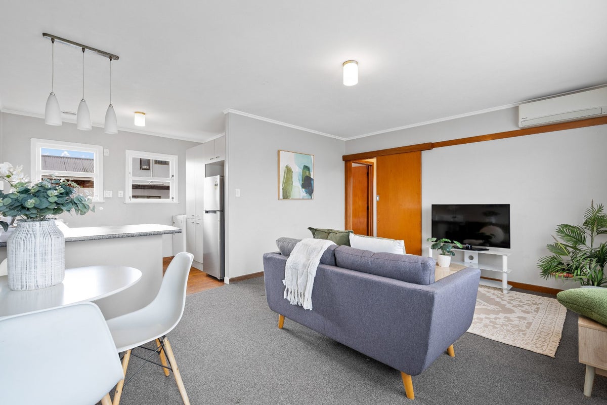 2/334 Kamo Road, Te Kamo, Whangarei - Carousel 1