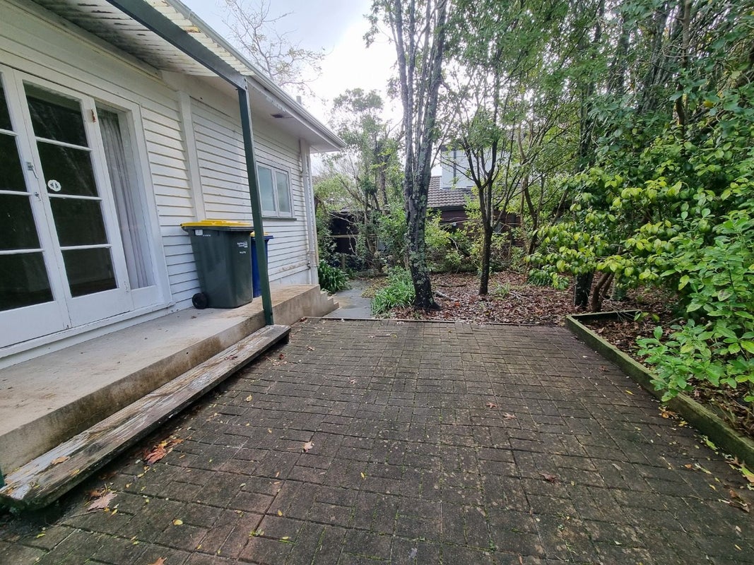 7 Harrison Avenue, Belmont, Auckland - Carousel 8