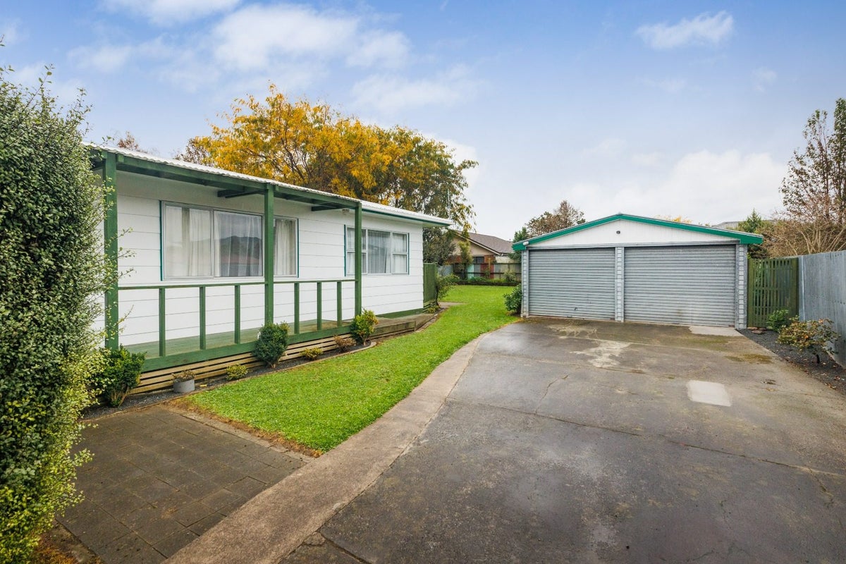 32 Wyndham Street, Ashhurst, Ashhurst - Carousel 15