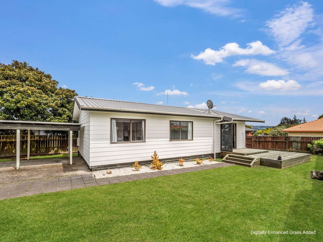 28B Dickens Street, Owhata, Rotorua - Carousel 1