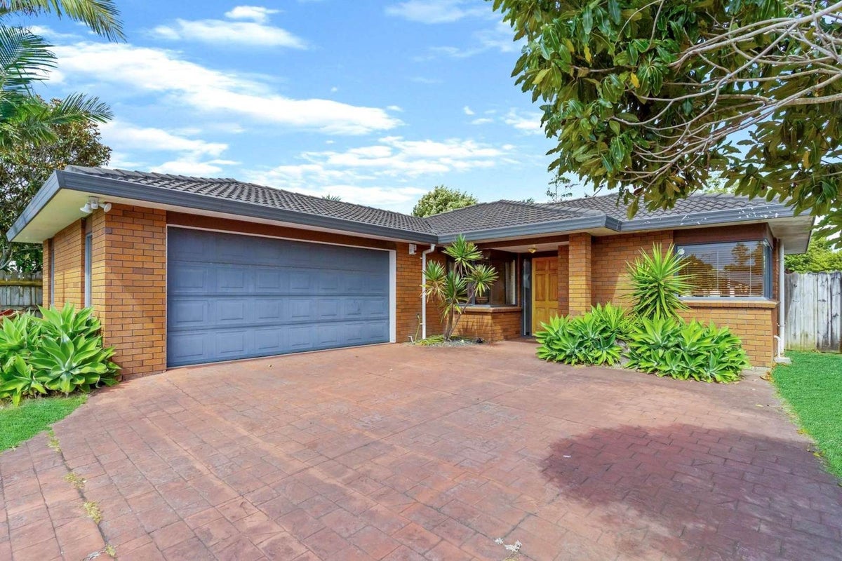 14 Quartley Place, Huntington Park, Auckland - Carousel 1