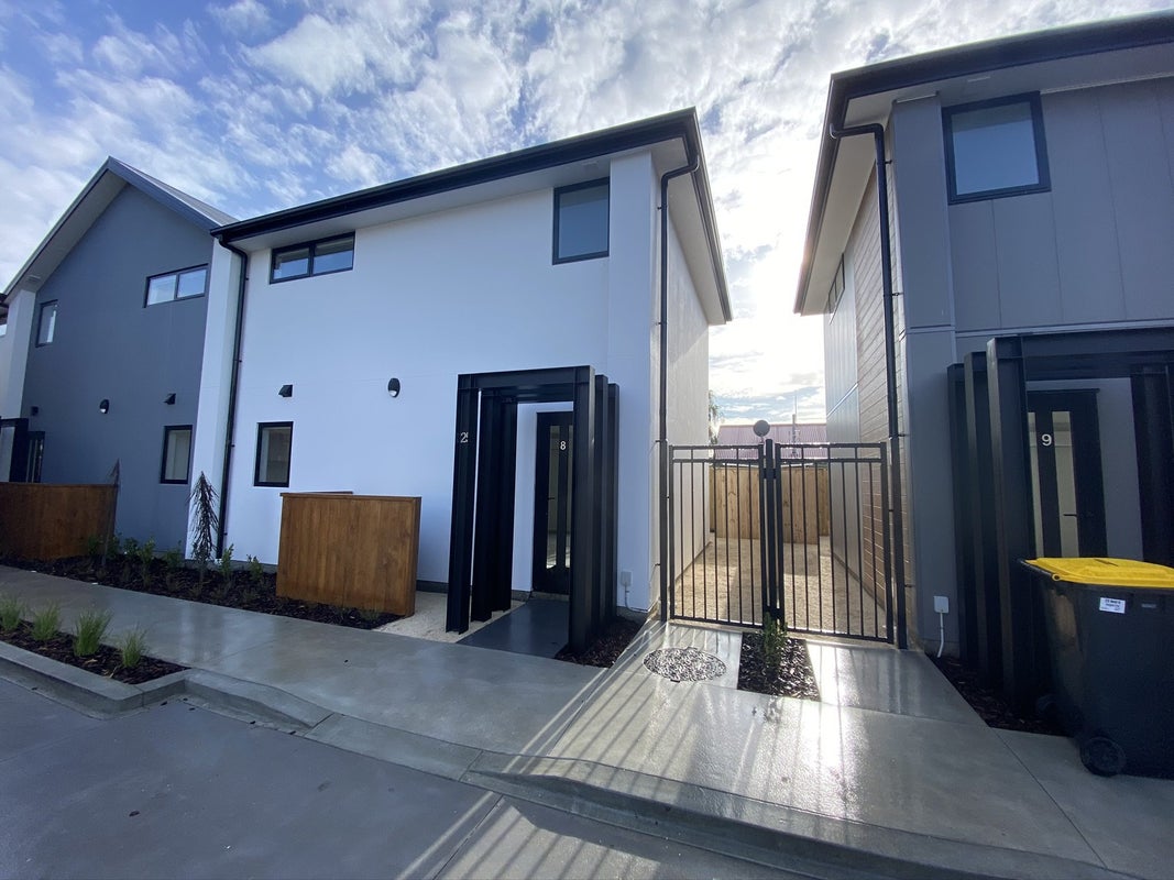 8/25 Hargest Crescent, Sydenham, Christchurch - Carousel 1