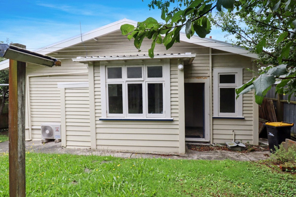 179 Rintoul Street, Berhampore, Wellington - Carousel 1