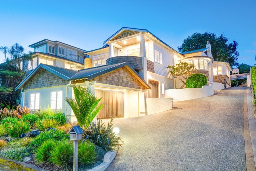 6 Seabreeze Road, Narrow Neck, Auckland - Carousel 1