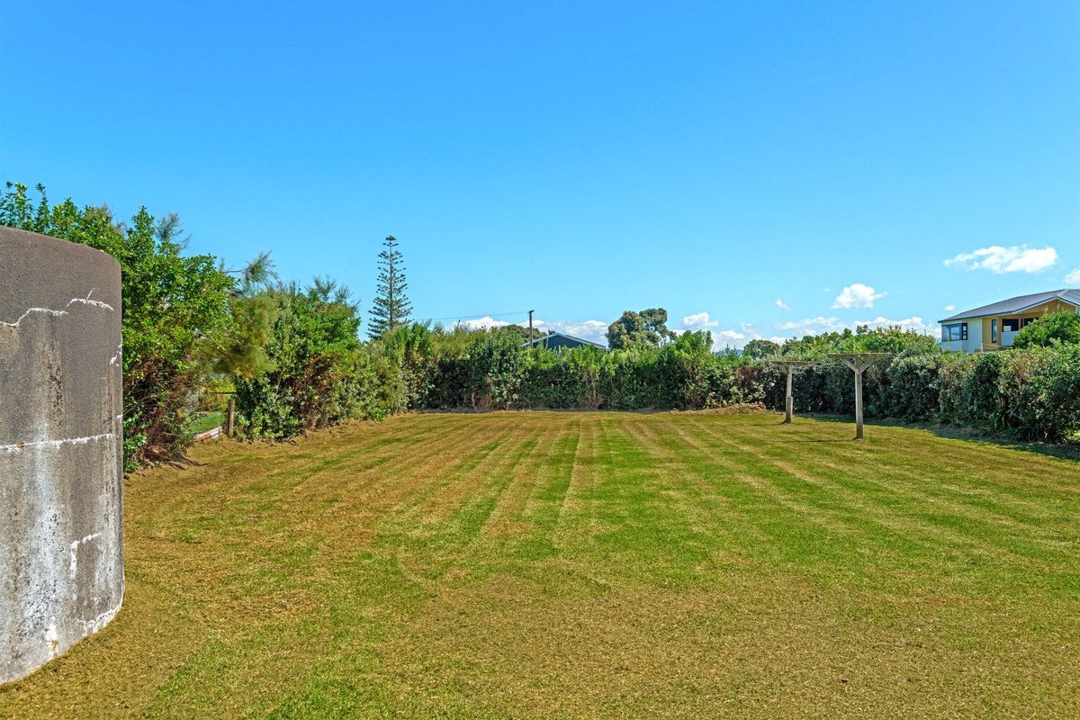 118 Newcastle Street, MAHIA, NUHAKA - Carousel 21