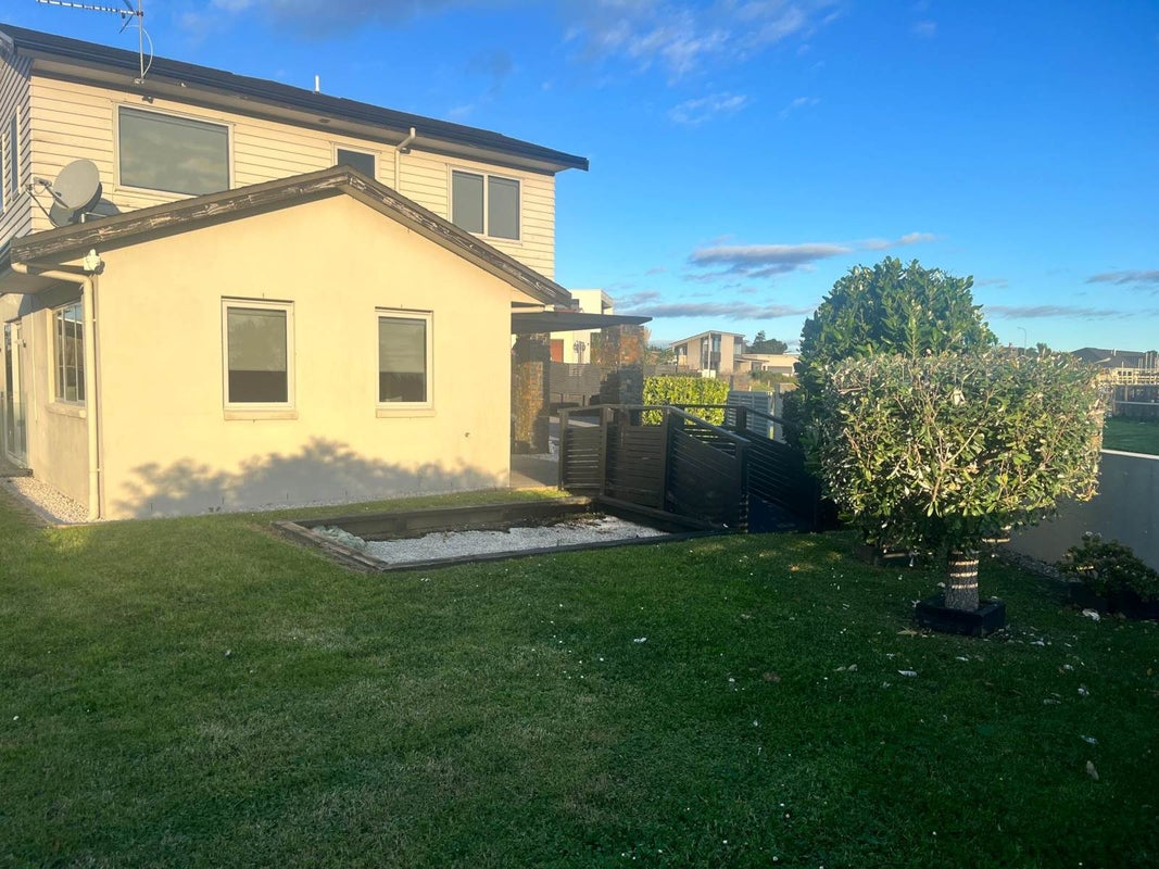 929 Redoubt Road, Flat Bush, Auckland - Carousel 2
