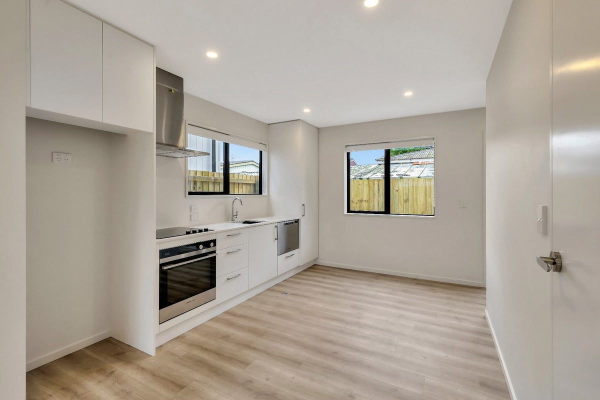5/12 Edward Avenue, Edgeware, Christchurch - Carousel 2