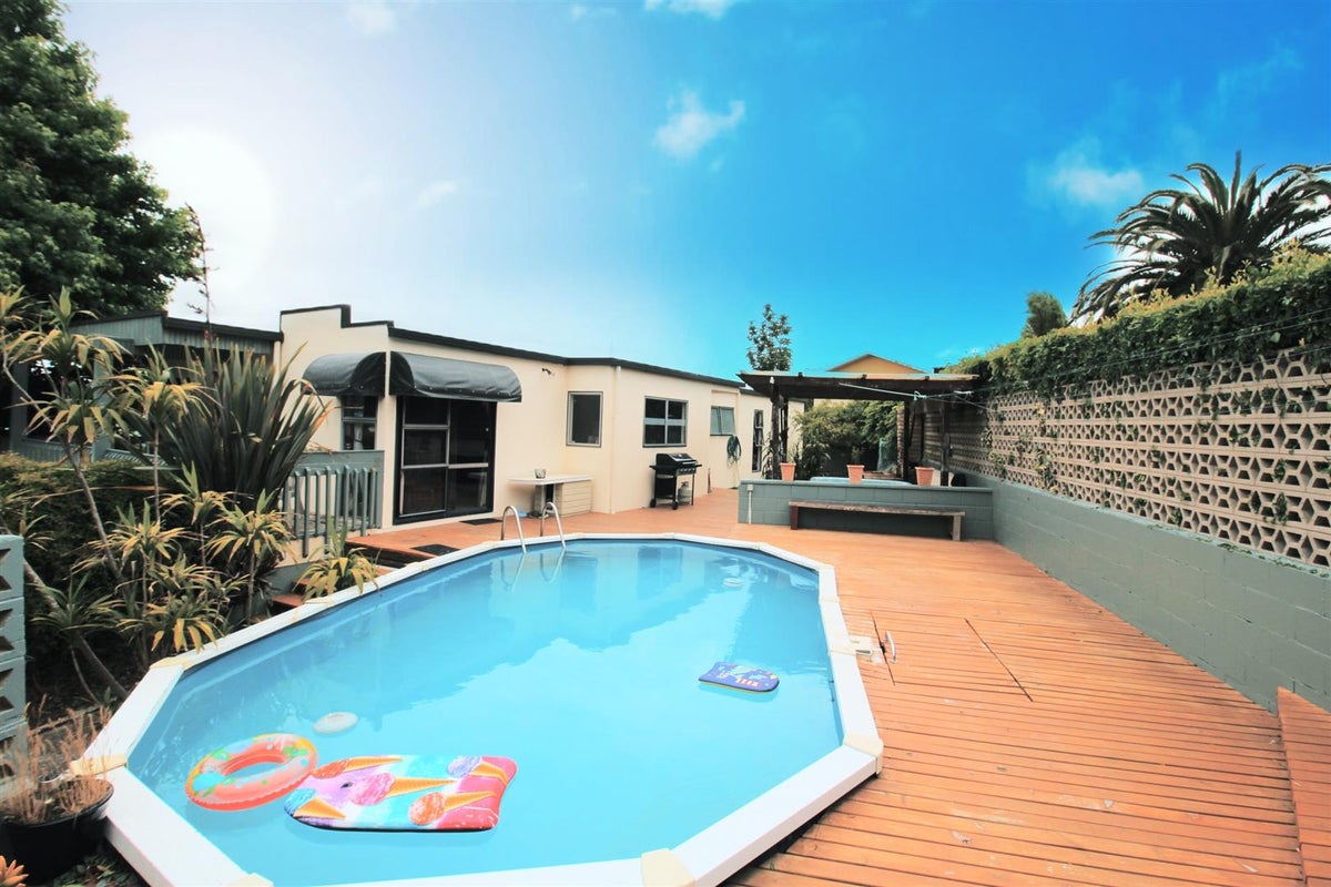 21 Ranger Place, Raumanga, Whangarei - Carousel 1
